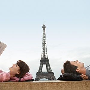 Image: Couple in Paris © Corbis